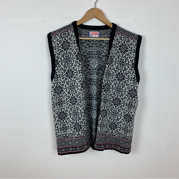 Vintage Norwear Icelandic Snowflake Pattern Wool Knit Vest - Picture 1 of 5